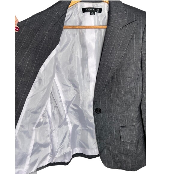 Woman's Suit blazer, Size 4, Wool - Picture 4 of 6